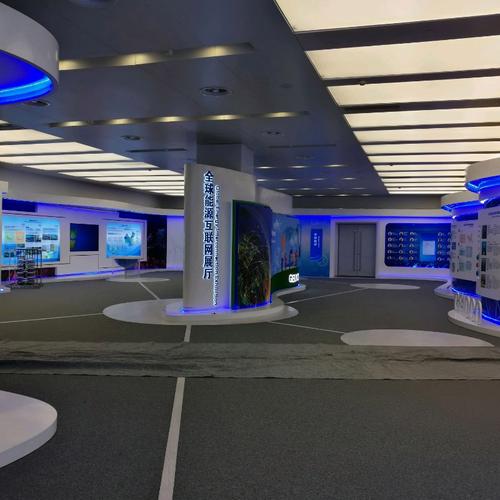 手表展柜设计制作装修指南 北京工厂装修公司如何打造高端品牌展厅